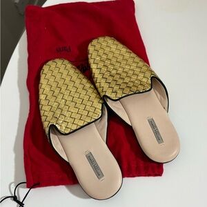 Bottega Veneta Intrecciato Slide – Size 36